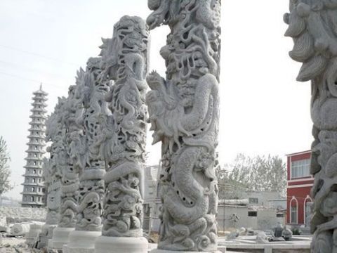點擊查看詳細信息<br>標題：石雕龍柱12 閱讀次數(shù)：1624