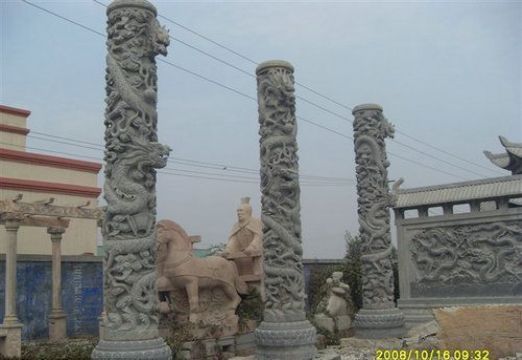 點擊查看詳細信息<br>標題：石雕龍柱10 閱讀次數(shù)：1207